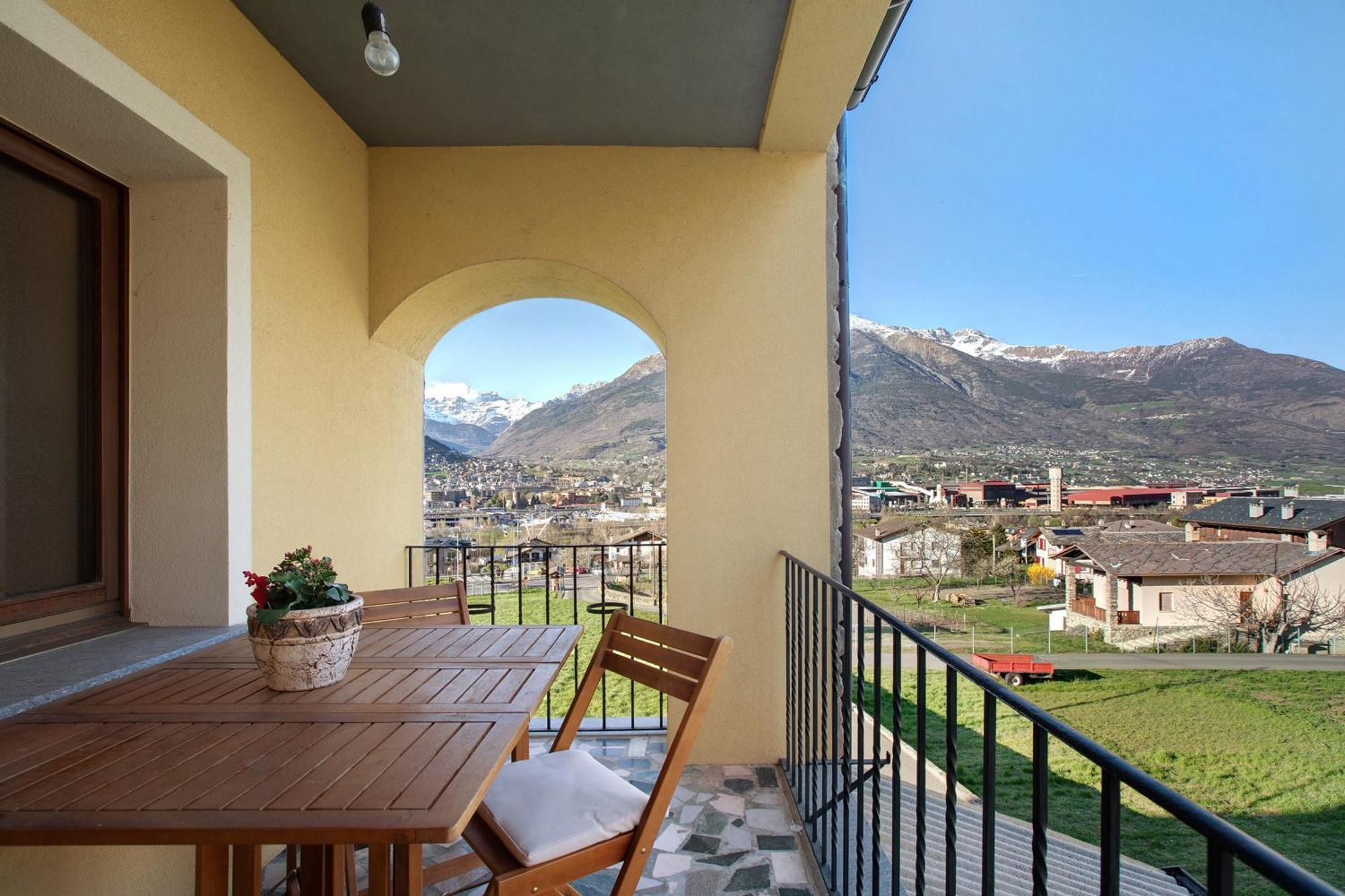 Ampaillan 002 Appartement Aosta Buitenkant foto
